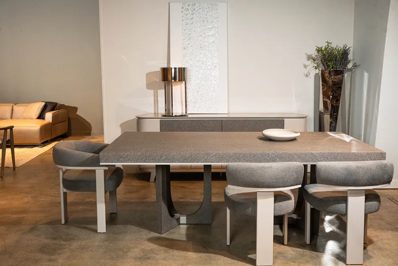 Hannah Extension Dining Table
