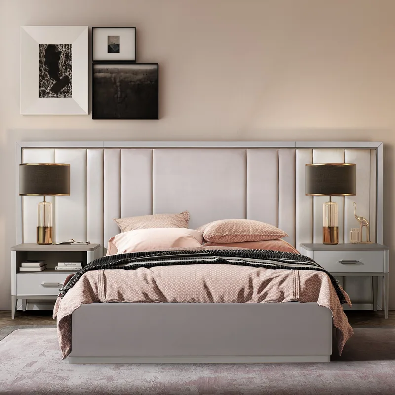 Bourbon Bed