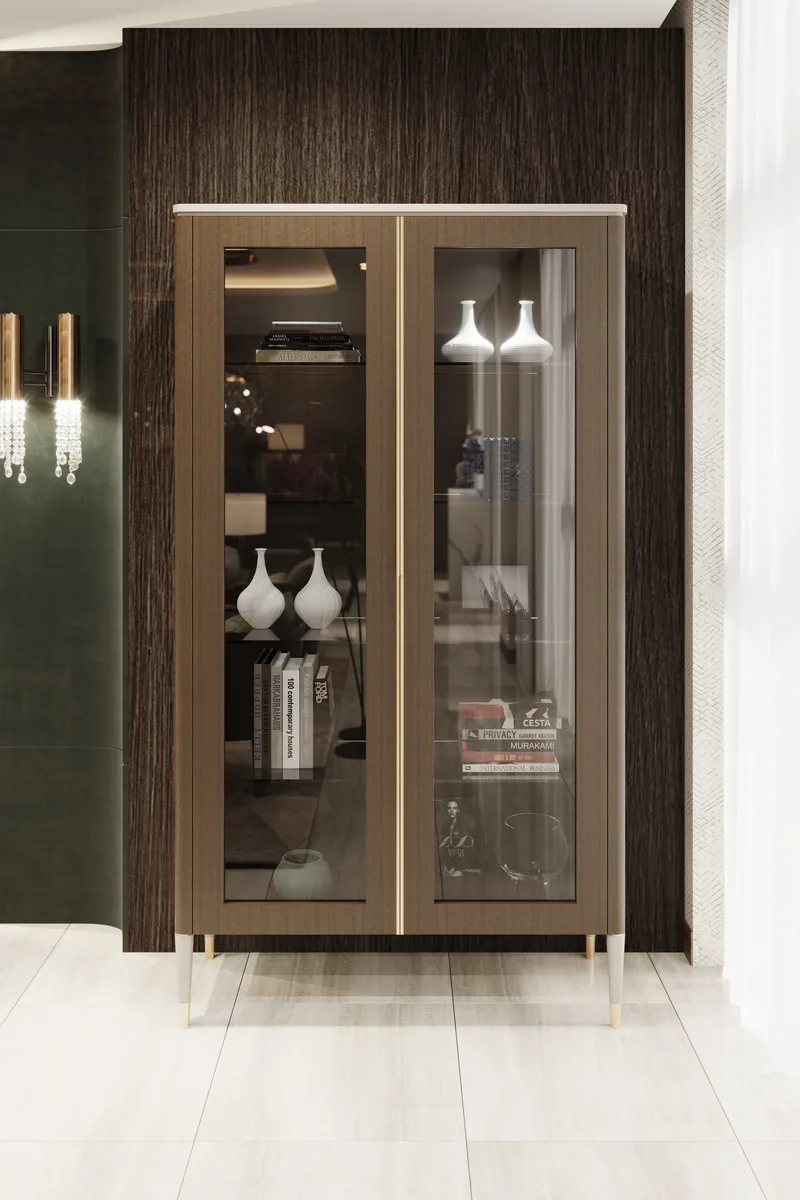 Louise Vitrine
