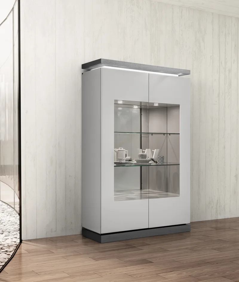 Sliding Vitrine