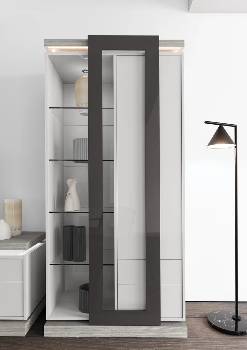 Sliding B Vitrine